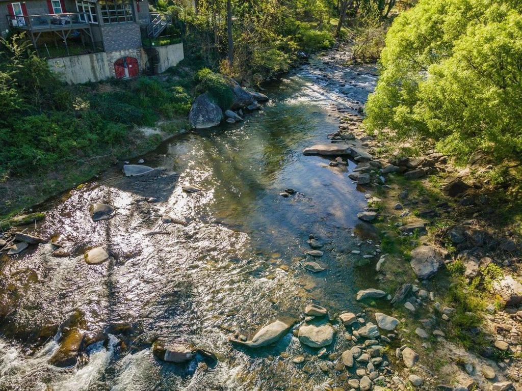 Geneva Hotel & Tiki Bar Chimney Rock Εξωτερικό φωτογραφία